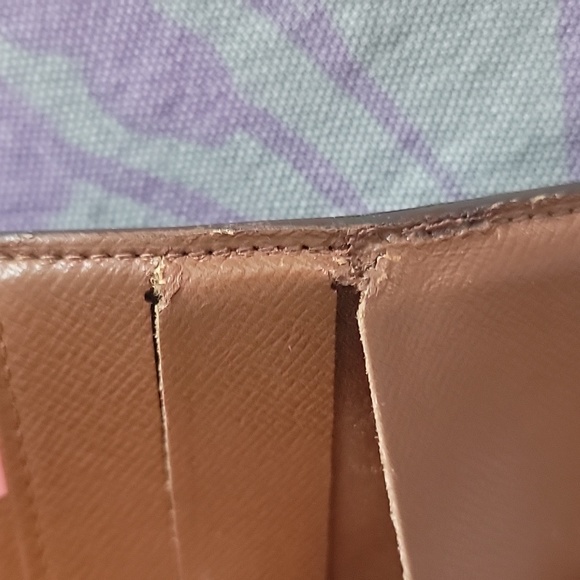 Louis Vuitton monogram Eloise wallet EUC - Picture 5 of 10